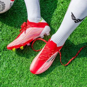 2060 Chaussures de football pour hommes ultraliers de haute qualité Classements de gazon non glissant pour les enfants TFFG Boots de football Chuteira Campo 240520