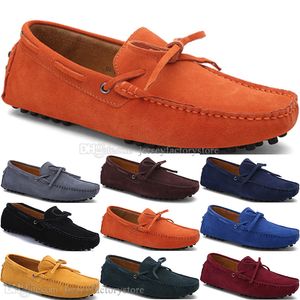 2082 Nouvelle mode hommes chaussures décontractées en cuir style britannique printemps couple véritable pois gommage hommes conduire paresseux homme couvre-chaussures en plein air confortable respirant noir jaune