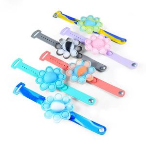 Party Fidget Toys Rotating Top Hand Spinner Bracelet Décompression Jouet Bracelet Octopus Bubble Press Bracelets Jeu de doigt coloré