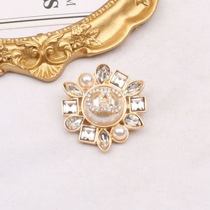 20Color Luxury Women Men Men Designer Brief Letter Broches 18K Gold Ploated Sunflower Zirkon Jewelry Brooch Charm Pin Marry Christmas Party Gift Accessorie