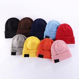 20FW CAJA LOGO Gorro frío Gorro de punto Gorro Calle Viaje Pesca Casual Otoño Invierno Cálido Deporte al aire libre Sombreros Hip-hop Hat214k