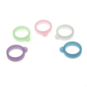 Bande lanière en silicone 20 mm Glow Luminal dans le collier de silicium foncé O Clips d'anneau String Neck Corde Chaîne de chaîne de mélange Couleurs