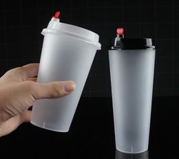 Tasse à jus en plastique jetable de 20 oz avec couvercle en forme de cœur Tasses à thé au lait givré de qualité alimentaire Récipient à boissons en PP Épaissir Tasse à boissons transparente SN213