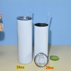 Gobelets droits de sublimation de 20 oz Gobelet brillant maigre avec des boîtes de pailles transparentes Bouteille d'eau blanche en acier inoxydable Tasses isolées sous vide à double paroi