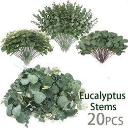 20pcs Eucalyptus artificiel feuilles tiges en vrac en argent.