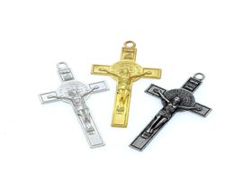 20 -stks katholicisme Benedict Medal Charms Crucifix hanger handgemaakte antiek zilver/goud/zwarte hangers sieraden bevindingen componenten L17834000086