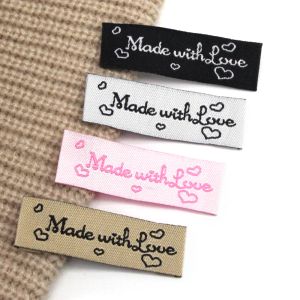 Étiquettes de vêtements 20pcs Fabriqués avec des étiquettes d'amour pour les accessoires de couture 16 * 48 mm étiquette tissée à la main pour vêtements en tissu sacs de chapeau bricolage