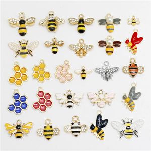 20 stks Emaille Bee Charms Legering Willekeurige Gemengde Hommel Honingbij Ketting Hanger Bevindingen Sieraden Maken Accessoire