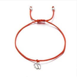 20pcs / lot jolis bracelets de souhaits de famille doubles pieds simples breloques à cordes rouges cadeau 3109