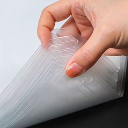 20pcs/lote PVC Punch Transparent Punch Papelería de papelería Bolsas de almacenamiento B5/A4 Páginas de hojas sueltas A5/A6 Pockets para notas Papelería