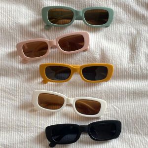 20pcs / lot Lunettes de soleil de petit cadre vintage Classic Summer Sunprooder Eyewear pour enfants garçons filles de voyage d'extérieur Stores de lunettes de soleil verres de soleil
