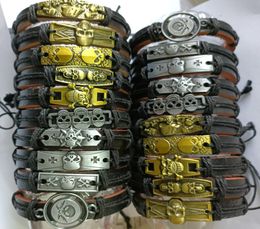 20pcs hommes assortis du crâne motif en cuir bracelets bracelets bracelets bracelets bracele