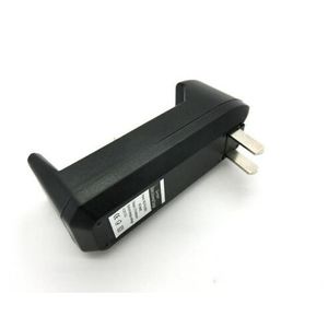 3.7V 18650 14500 16430 10400 Cargador de batería para batería recargable 110-220V Entrada envío gratis por DHL
