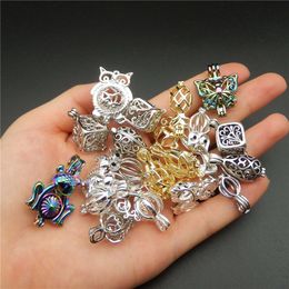 20 -stks Multicolor Tone Mixed Design Pearl Beads Cage Locket Hangers Ketting Bracelet Sieraden Makend voor etherische oliediffuser