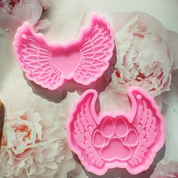 20 stks Wings Sleutelhangers DIY Siliconen Mold Dog Paw Print / Heart With Holes Craft Tools