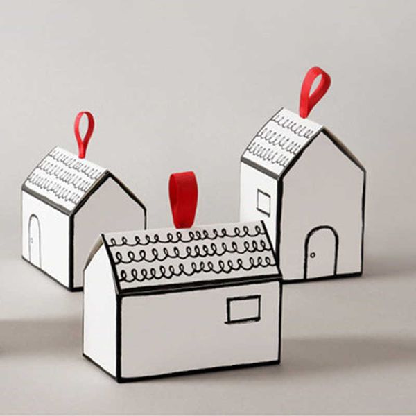 20Sets Boîte-cadeau en papier Boîte-cadeau en forme de maison blanche Boîte à bonbons Cooky avec ruban rouge Boîte de faveurs de mariage Fête de Noël 210724