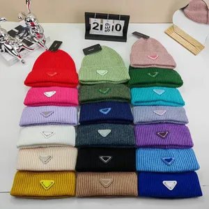 20SS Chapeau de designer pour homme Bonnet Designers Chapeaux Femmes Unisexe Hiver Cachemire Casual Bonnets d'extérieur Bonnet Tête Chaud Cachemire Cap Fit Luxe Mode Lettre Chapeau Hommes