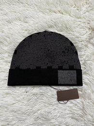 20SS gratis nieuwe 2022 groothandel muts winter caps petten vrouwen en mannen mutsen met echte wasbeer bont pompoms warme meisje cap snapback pompon muts mode-accessoires