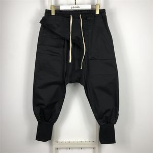 20SS Owen Seak Casual Harem Gothic Hommes Vêtements High Street Pantalons de survêtement Automne Femmes Pantalon de longueur de mollet Pantalon noir lâche 201118