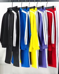20SS Top Qaulity Femmes Hommes Survêtements Sweats à capuche Costumes Lettre Imprimer Sports Sweat à capuche avec pantalons Mens Designer Survêtements Euro Taille: S-XL