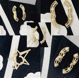 20style 18K GOUD PLATED LIRETS BROOCHES Vrouwen Luxe ontwerper Lady Crystal Pearl broche Pen metalen sieraden Mode -accessoires