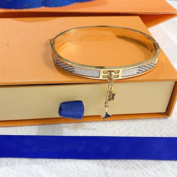 20 étages de bracelets bracelets bracelets de luxe Bijoux de concepteur de luxe Crystal 18k Gold plaqué Bracelet en acier inoxydable Mariage 297T