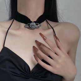20style voortreffelijke ontwerper Meerlagige zwarte parels ketting vol met diamant ronde ball hanger ketting choker luxe sieraden voor vrouwen Valentijnsdag geschenken