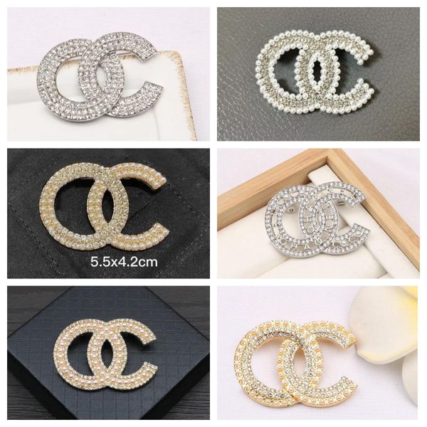 20style Mode De Luxe Lettre Designer Broche Classique Brandd Pins Broches Pour Femmes Fille Cadeau De Mariage Bijoux Cadeaux De Haute Qualité