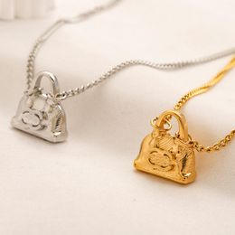20Style Luxury Brand Designer Letter Colliers de sac de mode 18 carats Gold Crystal en acier inoxydable PENDANT