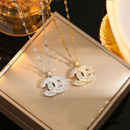 20style Marque de luxe de marque C - Double lettre pendentif colliers chaîne plaqué or 18 carats cristal strass pull Newklace pour femmes accessoires de bijoux de mariage