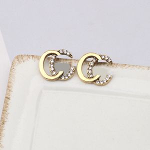 20 Style Luxury Designer Brand Letters Stud Earring Mujeres famosas Double G-Letter Diamond Studs Pendientes Wedding Party Jewerlry Alta calidad