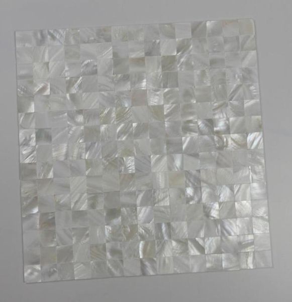 Mosaïque de coquille de nacre de couleur blanche, 20x20mm, carrelage sans couture, support en maille, carrelage mural de salle de bains MS12340151122613449