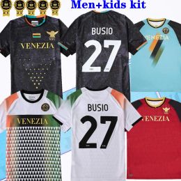 21 22 Venezia FC voetballen Jerseys Home Away Aramu Forte Fiordilino Peretz Heymans Tessmann Crnigoi 23 24 Mariano Johnsen Mazzocchi Football Shirts Adukt Kids Kit