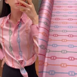 21 m MI Design d'été en bas rose avec chaîne colorée imprimée vraie en soie en serre-serre-serre de luxe robe de robe pantalon tissu 240511