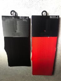 21 s Calcetines de moda Casual Algodón Transpirable Negro rojo Monopatín Hip Hop Calcetín Calcetines deportivos 2 colores