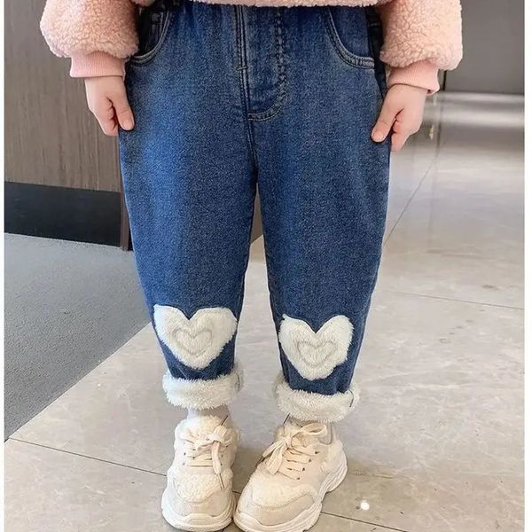 210 ans enfant en bas âge bébé hiver Denim pantalon pour filles épais velours chaud jean enfants ample décontracté bleu pantalon 4 5 240106