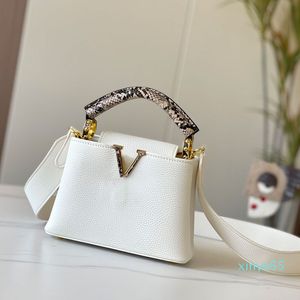 21cm Small Capucines Handbags 2024 Fashion Letters Lady Sacs Hands Sac à main portefeuille