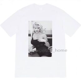 21ss Anna Nicole Smith Camisetas para hombres Fotos Verano Caja limitada Diseñador de gama alta Camisetas de calle Transpirable Moda Casual Parejas Simple Manga corta TJAMTX130