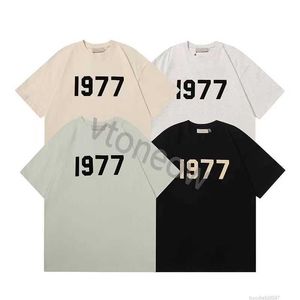 21ss Designer Tide T-shirts 1977 Borst Letter Gelamineerde Print Korte mouw High Street Los Oversize Casual T-shirt 100% Katoen Tops voor mannen en vrouwen essentail tshirt