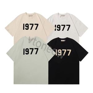 21ss Designer Tide T Shirts 1977 Chest Letter Gelamineerde Print Korte mouw High Street Losse Oversized Casual T-shirt 100% Katoen Tops voor Mannen en Vrouwen essentail tshirt
