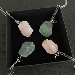 21ss Raf Simons cristal naturel R lettre pendentif collier hommes et femmes accessoires de fête de mode cadeaux de vacances 188k