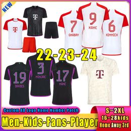 22 23 24 NewBayern SANE KANE Fans Player Soccer Jerseys Minjae Mane Davies Kimmich Gnabry Goretzka Chemise de football à la maison Kit enfants Uniformes Thai