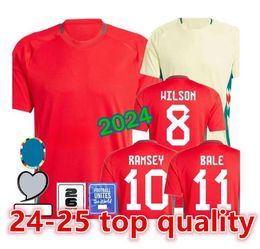 Gales 2024 Jersey de fútbol WILSON RAMSEY BALE Eurocopa Nuevo 2025 Equipo nacional 24 25 Camiseta de fútbol Hombres Kit para niños Conjunto completo Hogar Rojo Visitante Amarillo Uniforme masculino BROOKS JOHNSON66