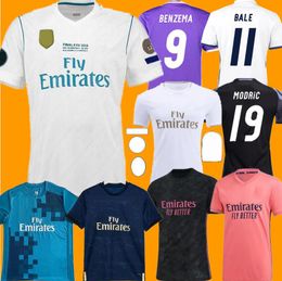 2016 2017 2018 2019 2020 2021 Real Madrids Soccer Jersey Retro Benzema Sergio Ramos Kroos Hazard Asensio Bale Marcelo Hazard Zidane Football Shirt 16 17 18 19 20 21