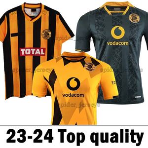 23 24 Kaizer Chiefs Football Club Soccer Jerseys Retro 1998 99 Accueil Billiat Dolly Nurkovic Kambole Hlanti Baccus Blom maillot de football Africa shirt HOMMES uniformes