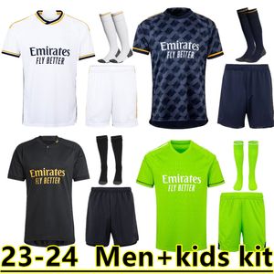 Volwassen kit 23 24 Bellingham Vini Jr voetbaltruien kroos courtois tchouameni 2023 2024 gk voetbalhemd real madrids camavinga rodrygo camisetas mannen set uniformen 888 888