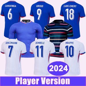 2024 Franse Mbappe Mens Player voetbaltruien Kolo Muani Saliba Fofana Giroud Dembele Pavard M.Thuram Home Away Trainingskleding en voetbaloverhemden met lange mouwen