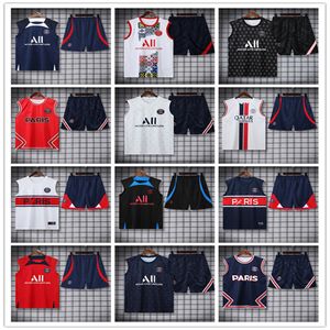 Tracksuits 22/23 Nieuwe heren trainpakken man Paris Training Suit shortshort mouwen broek shirt sportkleding maat xxl kleur zwart 2022-2023