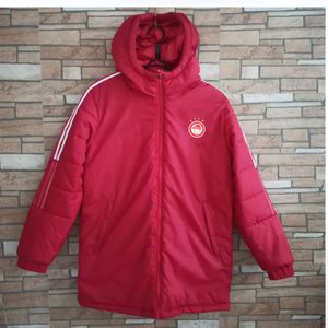 22-23 Olympiacos F.C. Veste de sport de loisirs pour les hommes à manches longues à manches longues Mode de mode extérieur parkas parkas Emblèmes personnalisés