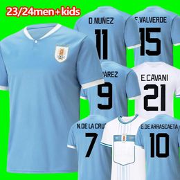 22 23 Player Fans versión 2023 Uruguay Soccer Jerseys Equipo nacional E.CAVANI D.NUNEZ F.VALVERDE G.DE ARRASCAETA R.ARAUJO G.VARELA L.SUAREZ Camiseta de fútbol para hombres y niños